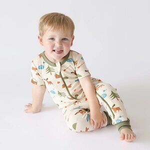 PARADE - NWT - Cream and Green Pajama Set/Onesie Sleeper with Woodland Pattern